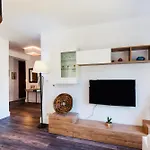 Place Playamar טורמולינוס